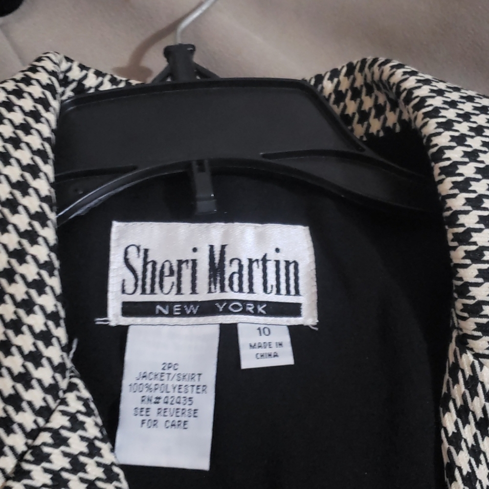 Jacket - Picture 3 of 3